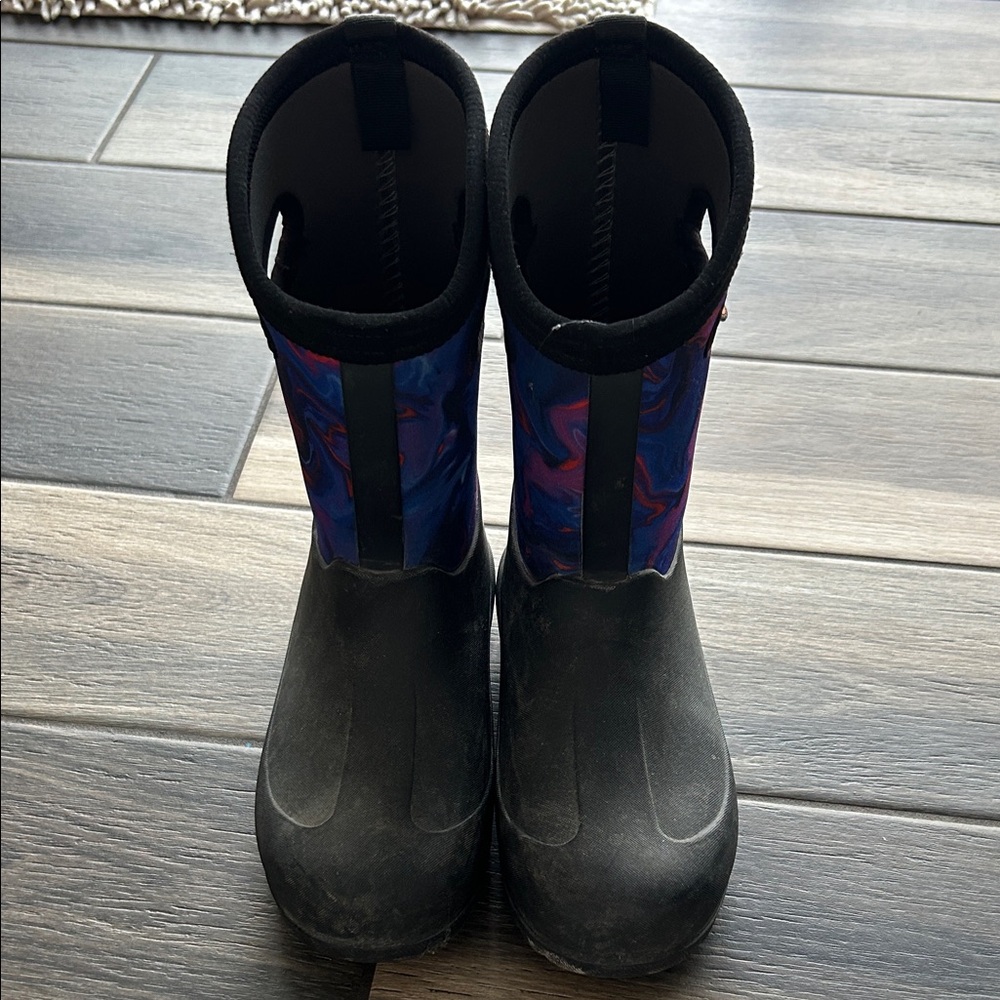 Bogs Kids Boots Black and Blue